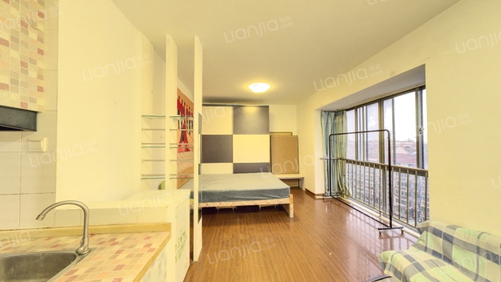 嘉德广场二手房实景图