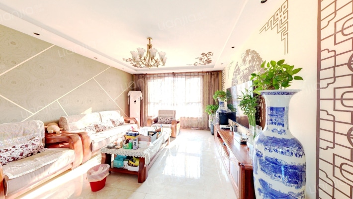 雅仕兰庭二手房实景图