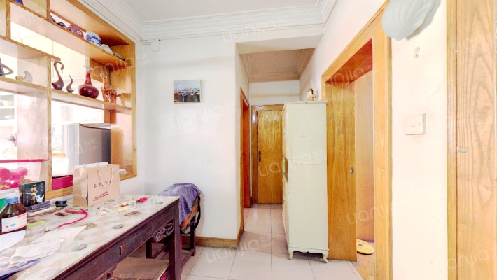 勤益里二手房实景图