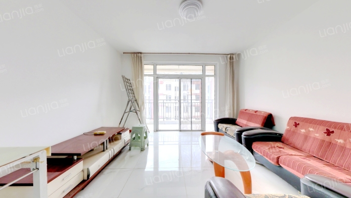 中置青岛风景二手房实景图