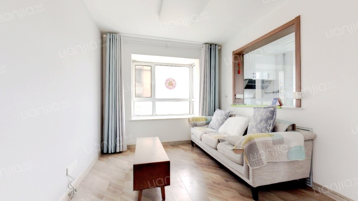 桦林彩雲城二手房实景图