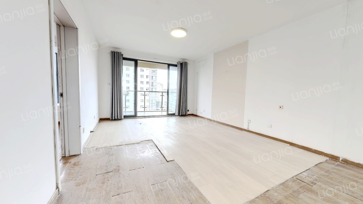 金谊河畔二手房实景图