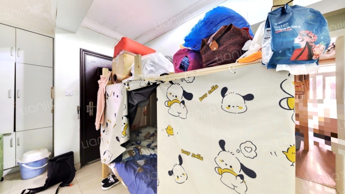 爱博三村二手房实景图