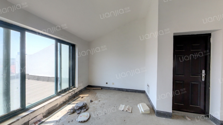 润发新城二手房实景图