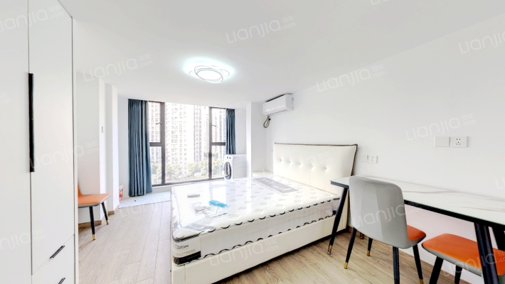 卓华名座二手房实景图