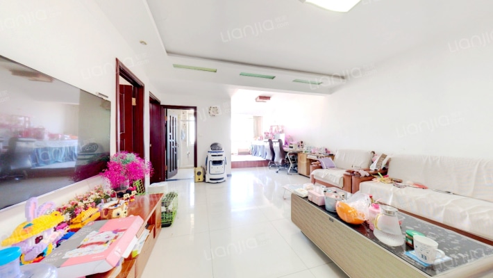 海阔天高二手房实景图