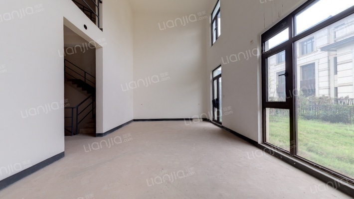 华侨城天澜美墅二手房实景图