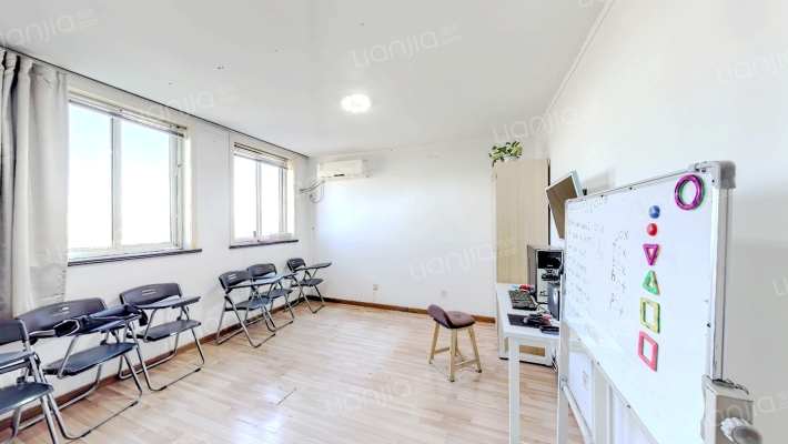 军安水晶公寓二手房实景图