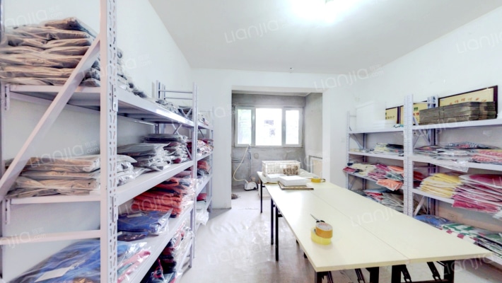 美域新城二手房实景图