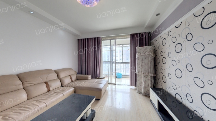 颐秀居二手房实景图