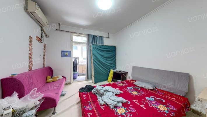 东道主国际公寓二手房实景图