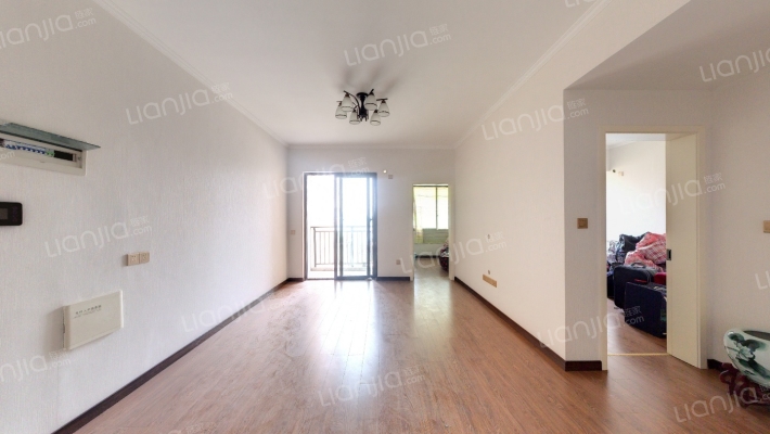 通用晶城二手房实景图