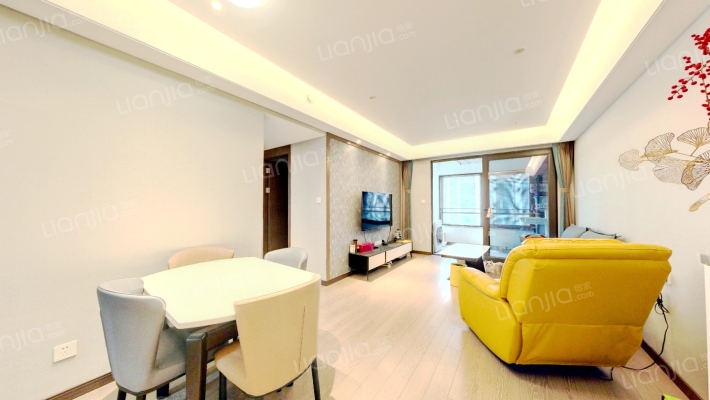 万科翡翠公园一期二手房实景图