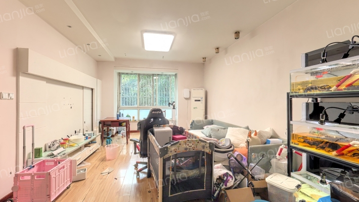 木综厂宿舍二手房实景图