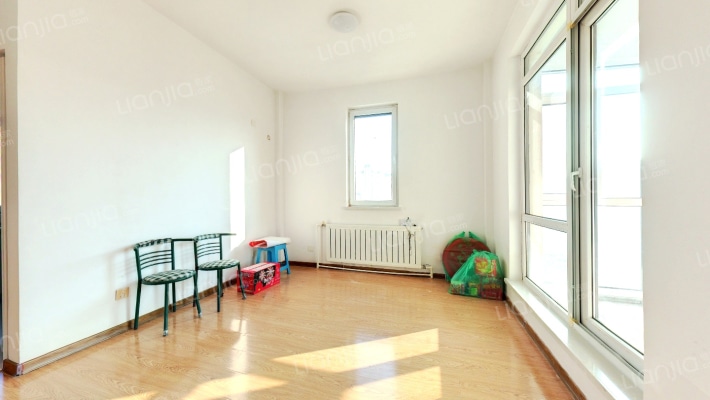 苏岭园二手房实景图