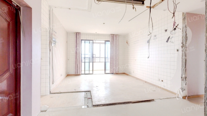 安粮云水居二手房实景图