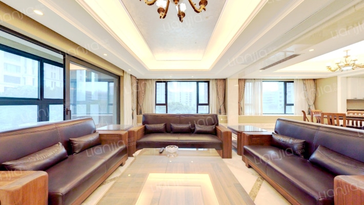 雅戈尔长风8号二手房实景图