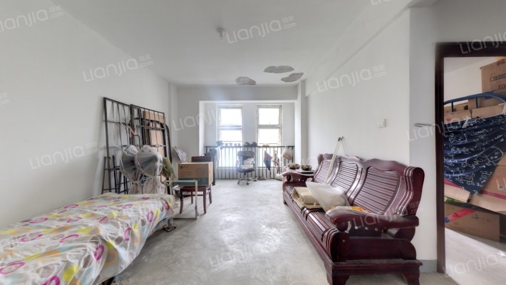 岷山公寓二手房实景图