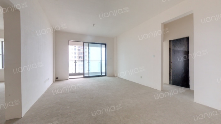 成都长虹天樾 二手房实景图