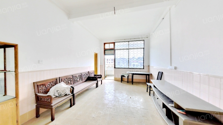 环山中路二手房实景图