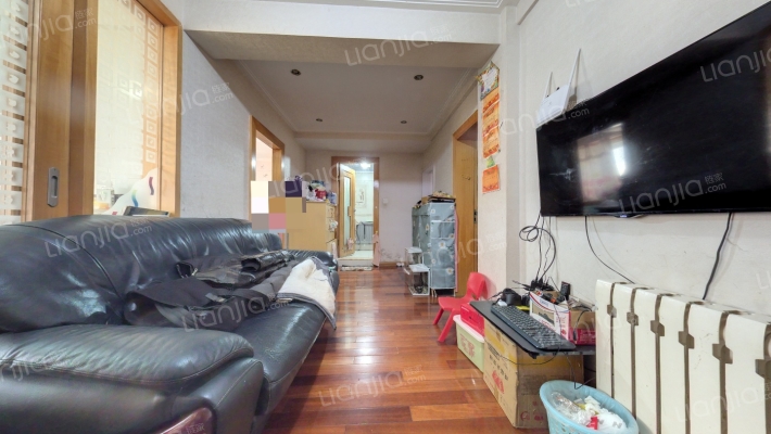 保工怡园二手房实景图