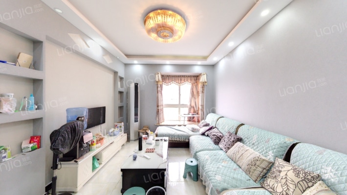 蓝谷小镇二手房实景图