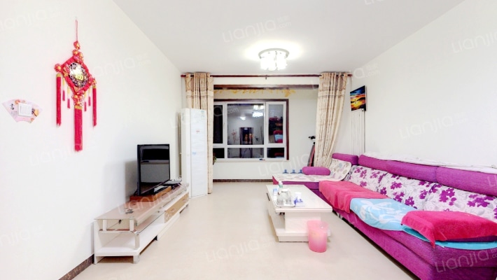 顶秀美泉小镇C区二手房实景图