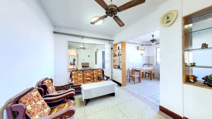 玉函小区南区18号二手房实景图