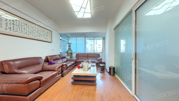 凯迪大厦二手房实景图