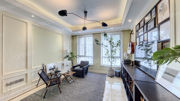 莱德绅华府二手房实景图