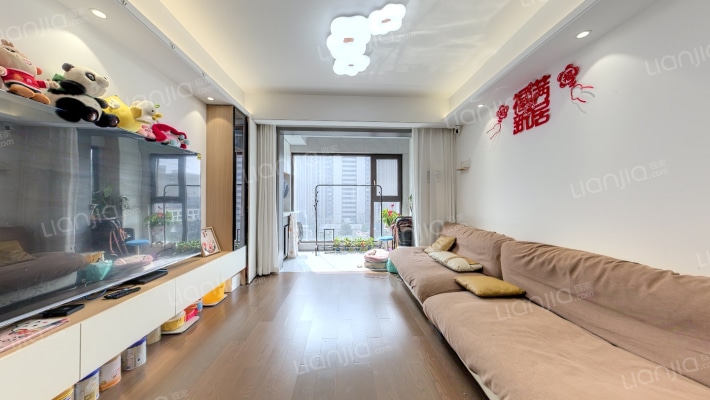 玖峰兰庭二手房实景图