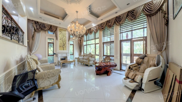 湖山在望花园二手房实景图