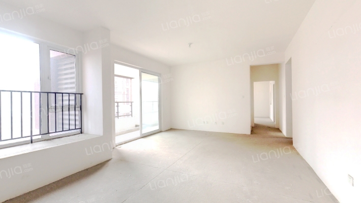 置信丹郡湖岸二手房实景图