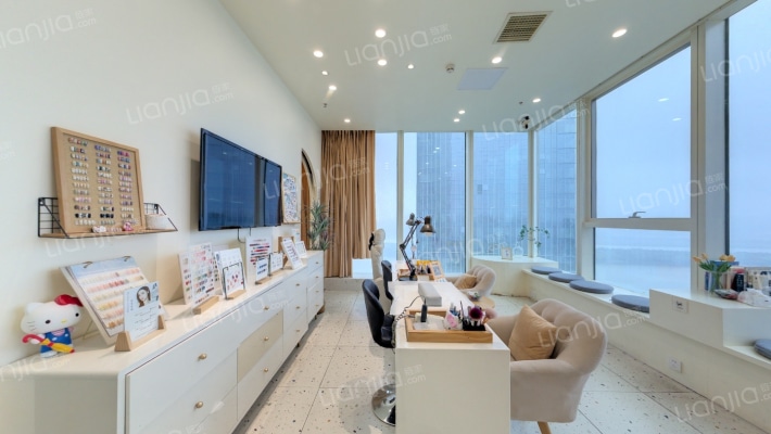 汇景发展环球中心二手房实景图