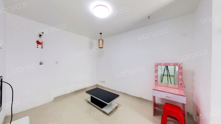 边检站宿舍二手房实景图