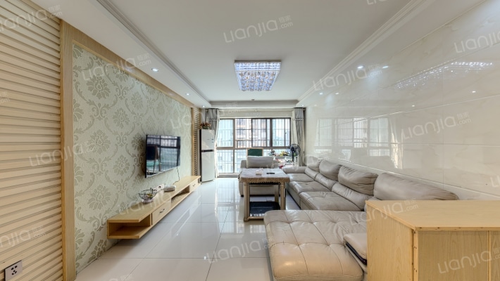 达翰钱隆公馆二手房实景图