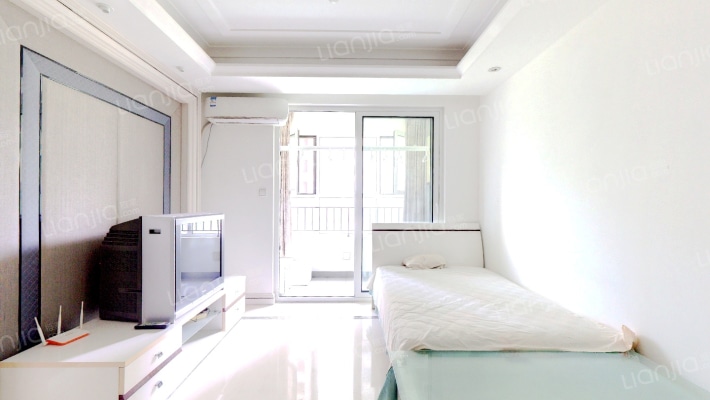 万科蓝山二期二手房实景图