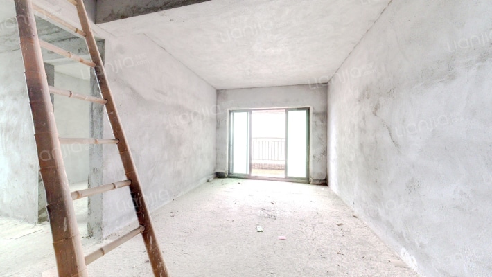 蓝山太子港二手房实景图