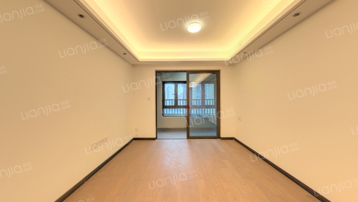 万科金域蓝湾四期二手房实景图