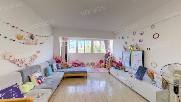 旭日海湾二期二手房实景图