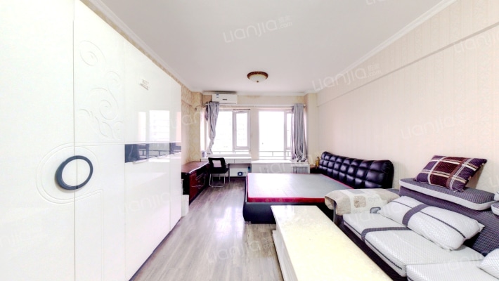 铂金汉宫二手房实景图