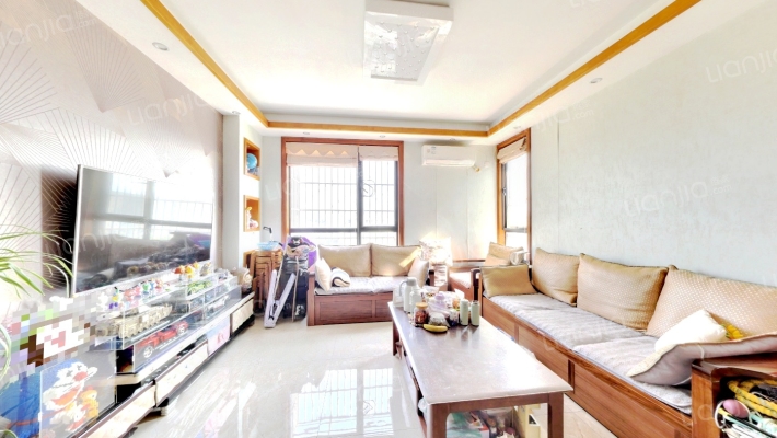 荣乐水岸二手房实景图