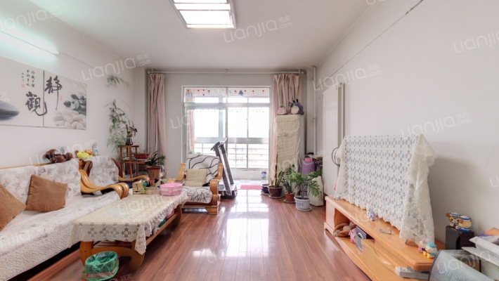 东兴蓝波湾二手房实景图