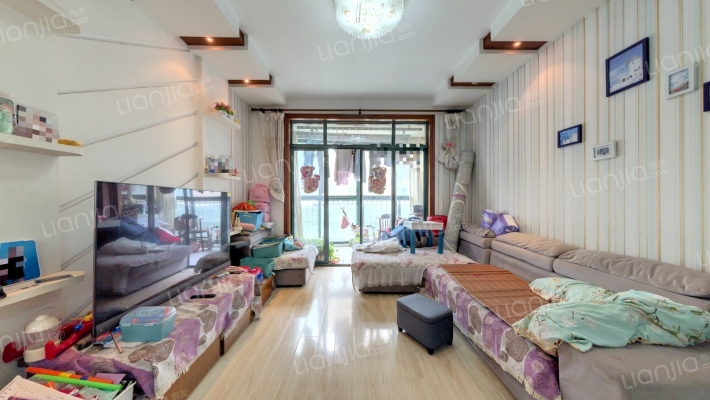 汇景新苑二手房实景图