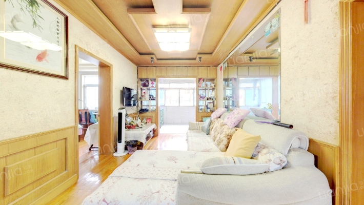 听潮六村二手房实景图