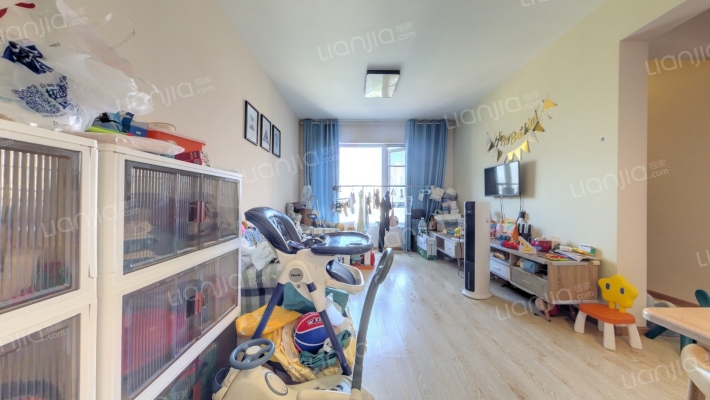 融创南湖逸家二手房实景图