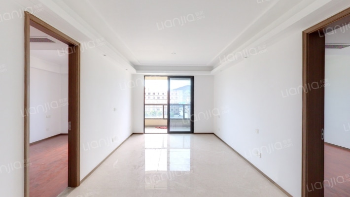 荣安金云府二手房实景图