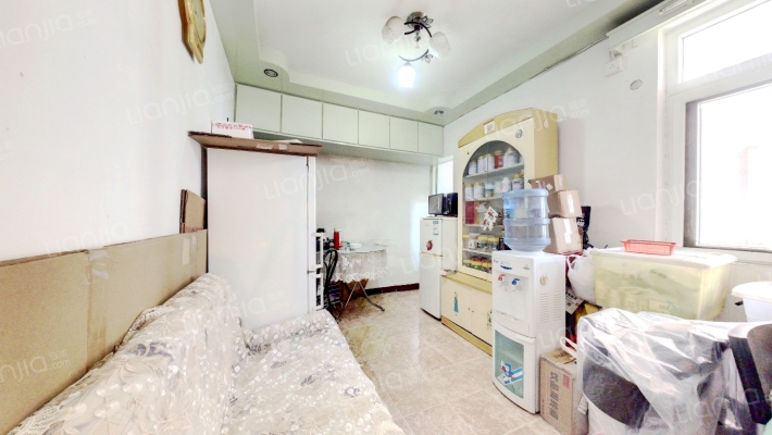 临波大楼二手房实景图