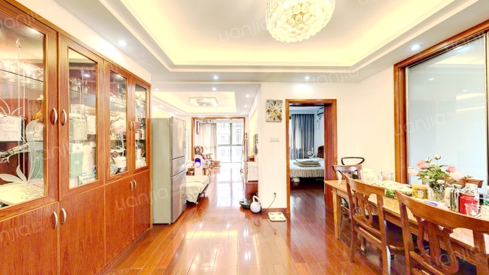 逸嘉新园北区二手房实景图