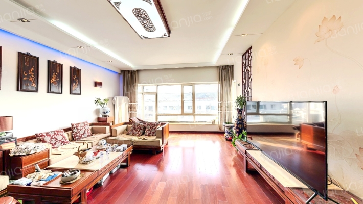 世纪龙苑二手房实景图